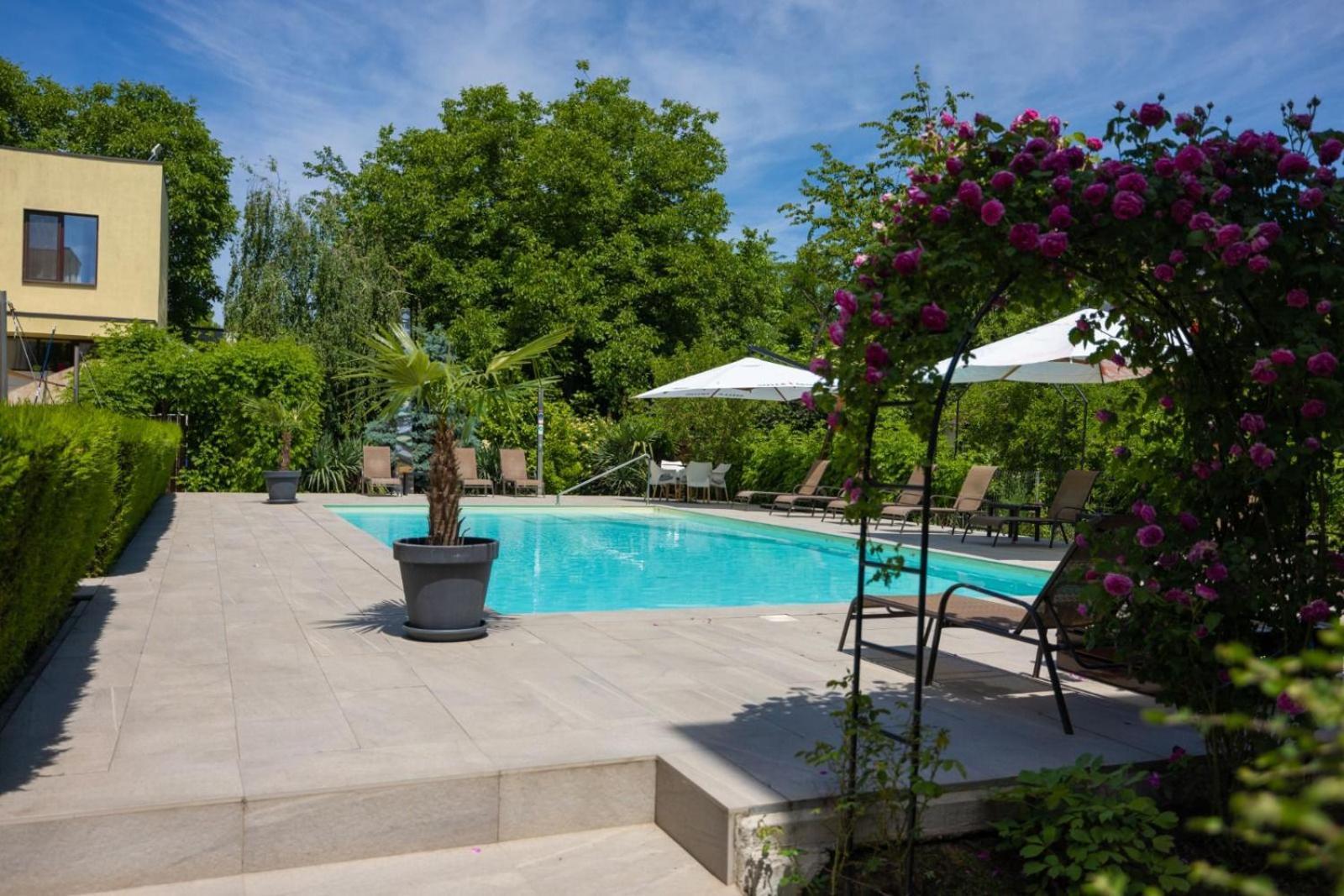 Hotel Perla Corp B Тимишоара Экстерьер фото