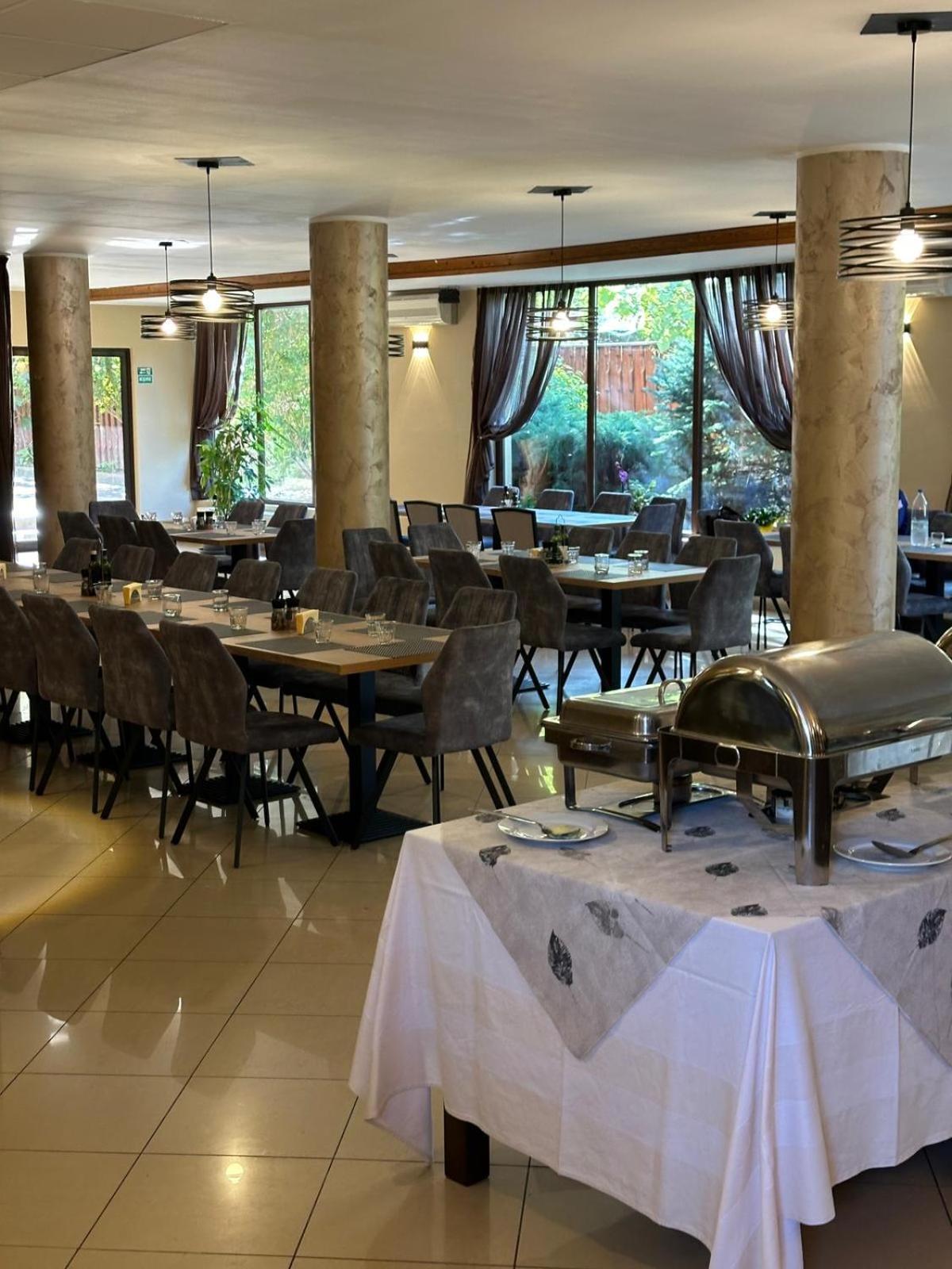 Hotel Perla Corp B Тимишоара Экстерьер фото
